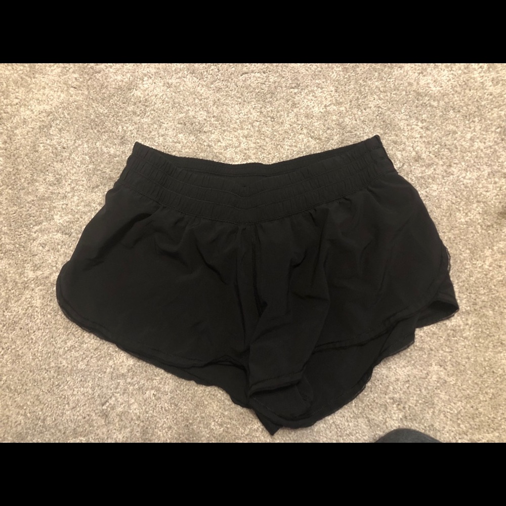 Black lululemon shorts!!